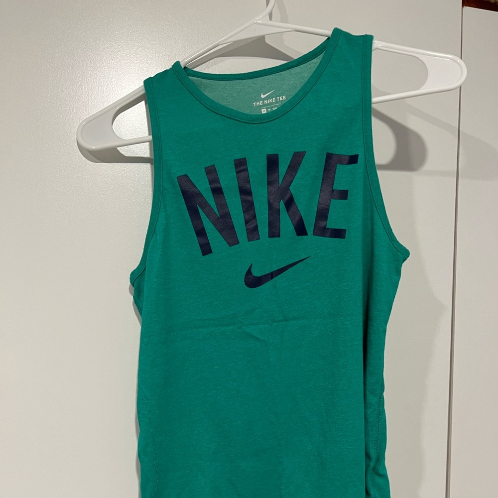 XS Womens Nike Tank